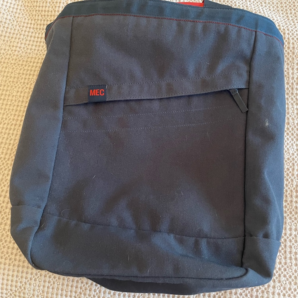 MEC convertible Tote/Backpack